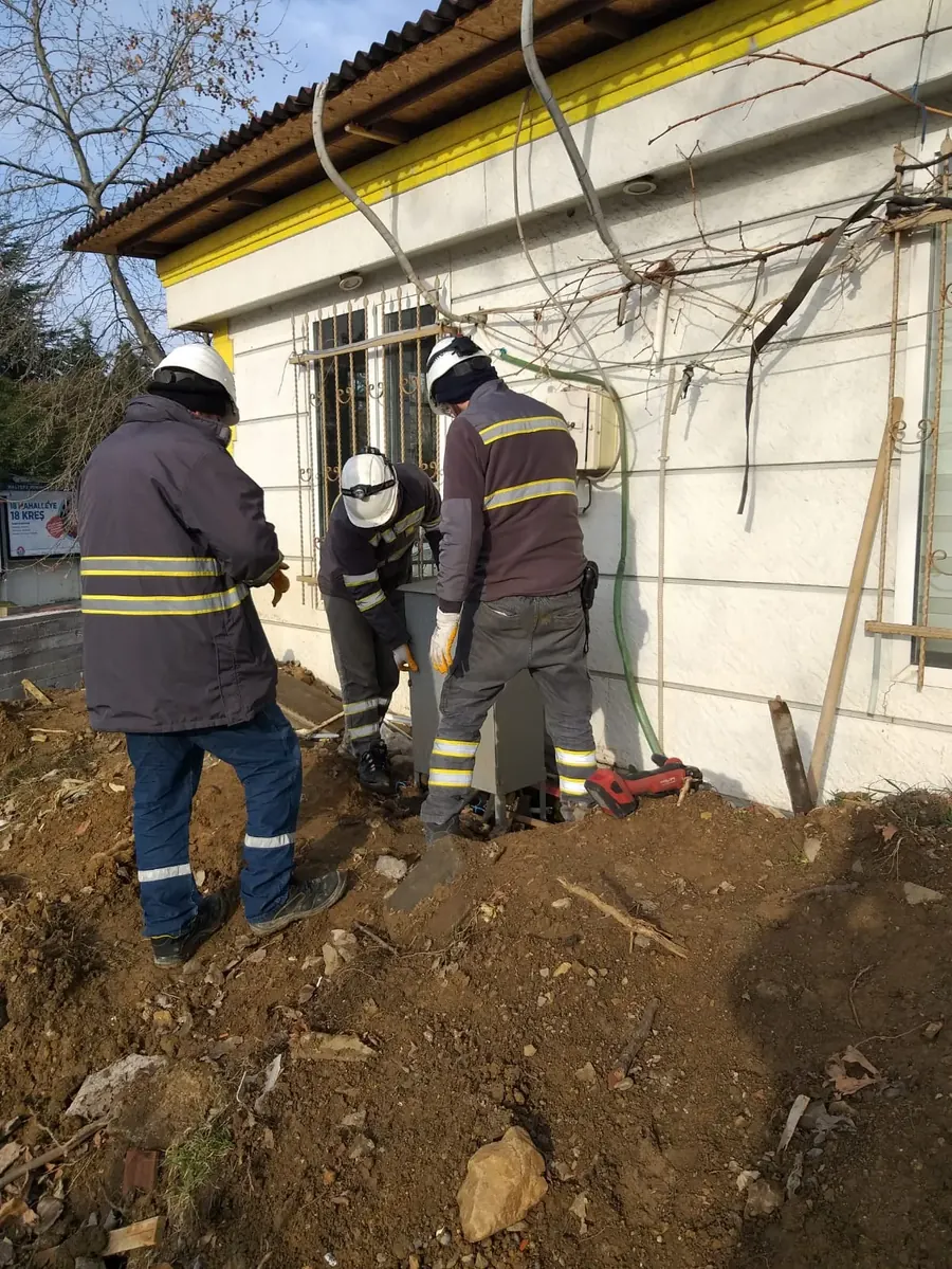İnşaat elektrik taahhüt projesi saha fotoğrafı — görsel 11